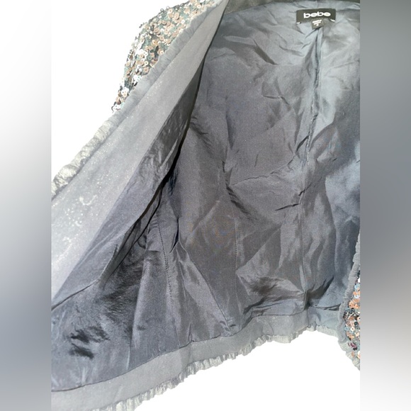 BEBE SEQUIN BLUE LINED CROPPED CARDIGAN/SHAWL SZ 4 TRIM DETAIL OPEN FRONT SILK - Picture 4 of 14